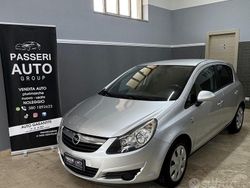 Grigio Usata 2010 Opel Corsa Edition Tre volumi | 4499 € (Buon prezzo)