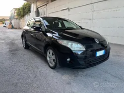 Nero Usata 2010 Renault Mégane GT Line GT-Line Tre volumi | 1800 € (Super prezzo)