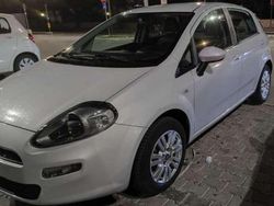 Grigio Usata 2013 Fiat Punto Lounge Due volumi | 8000 € (Buon prezzo)