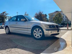 Grigio Usata 2003 BMW 320 Tre volumi | 1400 €