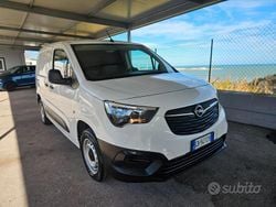Bianco Usata 2020 Opel Combo Edition Monovolume | 11.900 € (Buon prezzo)