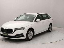 Bianco Usata 2021 Skoda Octavia Ambition Station wagon | 15.900 € (Ottimo prezzo)