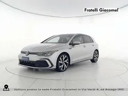 Grigio Usata 2022 VW Golf VIII R-line Tre volumi | 27.900 € (Buon prezzo)