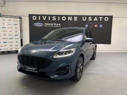 Blu metallizzato Usata 2022 Ford Kuga ST-Line SUV | 25.900 € (Buon prezzo)