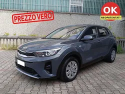Grigio Usata 2022 Kia Stonic Urban SUV | 12.500 € (Buon prezzo)