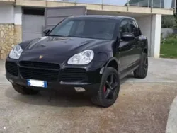 Usata 2005 Porsche Cayenne Turbo SUV | 21.000 € (Cara)