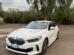 Bianco Usata 2020 BMW 118 M Sport Due volumi | 25.900 € (Molto cara)