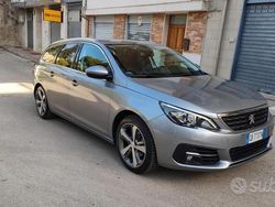 Grigio Usata 2020 Peugeot 308 Allure Station wagon | 10.500 € (Buon prezzo)