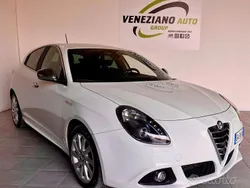 Bianco Usata 2014 Alfa Romeo Giulietta Exclusive Due volumi | 6990 € (Buon prezzo)