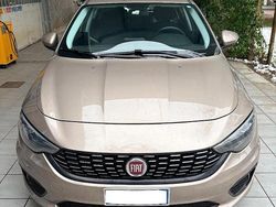 Beige Usata 2018 Fiat Tipo Easy Tre volumi | 9900 € (Buon prezzo)
