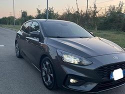 Usata 2021 Ford Focus ST-Line X Tre volumi | 16.000 € (Super prezzo)