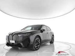 Grigio Usata 2024 BMW iX Comfort Edition SUV | 52.900 € (Buon prezzo)