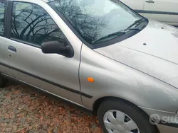 Usata 2002 Fiat Palio Tre volumi | 2000 € (Molto cara)