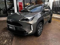 Oro Usata 2022 Toyota Yaris Cross Trend SUV | 22.600 € (Buon prezzo)