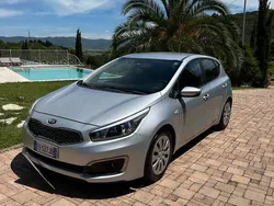 Argento Usata 2017 Kia Ceed Active Tre volumi | 8900 € (Buon prezzo)