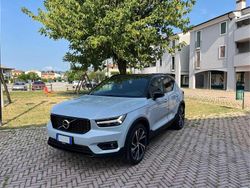 Usata 2021 Volvo XC40 R-Design SUV | 28.800 € (Cara)