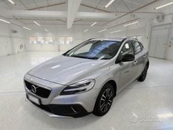 Arg.m Usata 2019 Volvo V40 CC Business Edition Station wagon | 17.900 € (Cara)