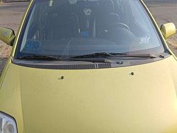 Giallo Usata 2005 Kia Picanto Due volumi | 2400 € (Buon prezzo)