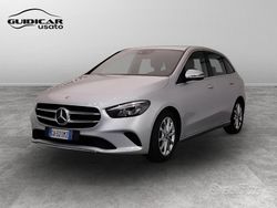 Grigio Usata 2020 Mercedes 180 Tre volumi | 20.000 €