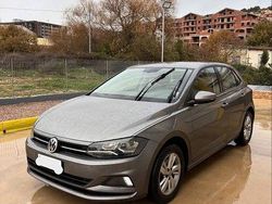 Grigio Usata 2018 VW Polo Comfortline Tre volumi | 8500 € (Buon prezzo)