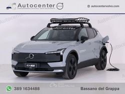 Gray Nuova 2025 Volvo EX30 Performance SUV | 44.900 € (Molto cara)