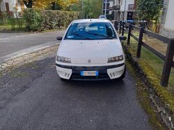 Bianco Usata 2003 Fiat Punto Due volumi | 1000 € (Ottimo prezzo)
