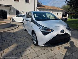 Bianco Usata 2021 Toyota Aygo Connect Style Due volumi | 12.000 € (Buon prezzo)