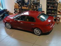 Usata 2010 Alfa Romeo 159 Ti Tre volumi | 12.900 € (Cara)