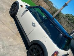 Usata 2007 Mini Cooper D Due volumi | 2900 € (Ottimo prezzo)