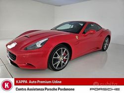 Rosso Usata 2012 Ferrari California Cabrio | 139.460 € (Buon prezzo)