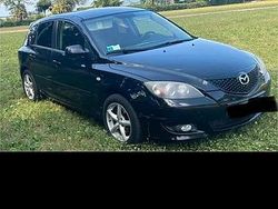 Nero Usata 2004 Mazda 3 Tre volumi | 1200 € (Buon prezzo)