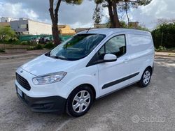 Bianco Usata 2015 Ford Tourneo Courier Monovolume | 9500 € (Buon prezzo)