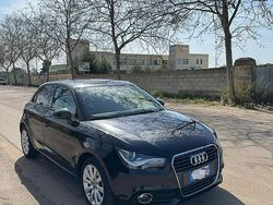 Nero Usata 2014 Audi A1 Tre volumi | 9500 € (Buon prezzo)