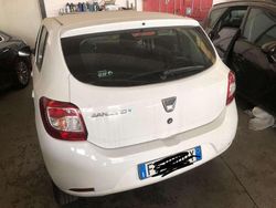 Usata 2016 Dacia Sandero Ambiance Due volumi | 5200 € (Buon prezzo)