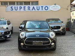 Nero Usata 2015 Mini Cooper Business Due volumi | 8440 € (Buon prezzo)