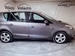 Usata 2010 Renault Scénic III Monovolume | 2000 € (Buon prezzo)