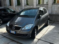 Grigio Usata 2012 Mercedes A160 Tre volumi | 3600 €