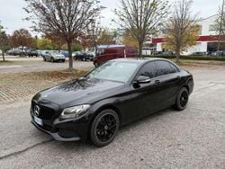 Usata 2015 Mercedes C180 Business Tre volumi | 15.500 € (Cara)