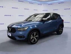 Brusting blue Usata 2020 Volvo XC40 R-Design SUV | 27.990 € (Buon prezzo)