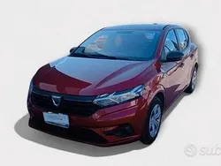 Rosso Usata 2022 Dacia Sandero Essentiel Due volumi | 12.000 € (Buon prezzo)