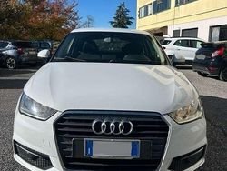Usata 2016 Audi A1 Ambiente Tre volumi | 13.000 € (Cara)