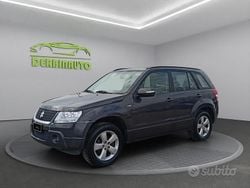 Grigio Usata 2012 Suzuki Grand Vitara Station wagon | 5999 € (Buon prezzo)