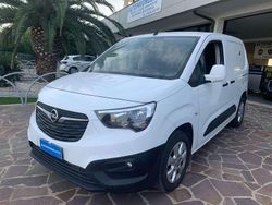 Bianco Usata 2020 Opel Combo Monovolume | 12.295 € (Molto cara)