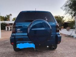 Blu Usata 2005 Toyota RAV4 SUV | 4000 € (Buon prezzo)