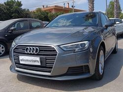 Grigio Usata 2019 Audi A3 Sportback Ambiente Due volumi | 20.950 € (Buon prezzo)