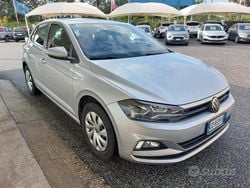Grigio Usata 2021 VW Polo Tre volumi | 12.800 € (Ottimo prezzo)