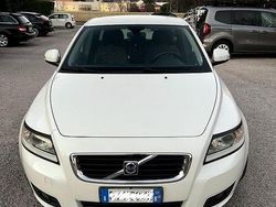 Bianco Usata 2009 Volvo V50 Station wagon | 4300 € (Buon prezzo)