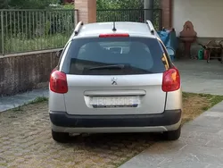 Usata 2011 Peugeot 207 Station wagon | 500 € (Buon prezzo)