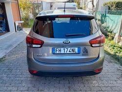 Grigio Usata 2017 Kia Carens Monovolume | 11.000 €