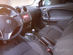 Grigio Usata 2010 Alfa Romeo MiTo Due volumi | 8000 € (Molto cara)